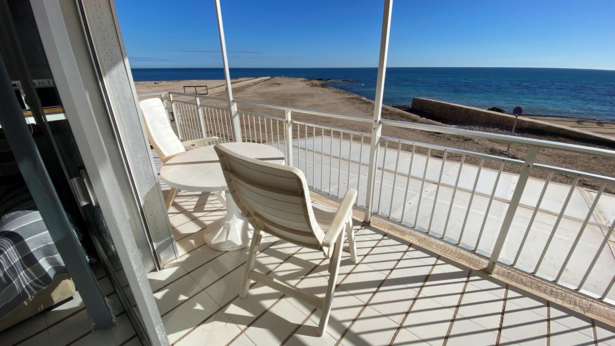 Beachfront Apartment - La Mata Torrevieja Dış mekan fotoğraf
